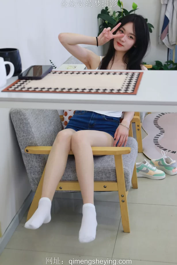 绮梦摄影 2025.05.21 NO.270 小艺 珍藏无修无水印版[439P/2V/10.5GB]