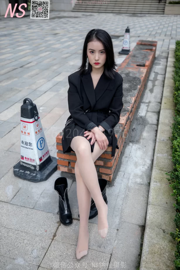 [纳丝摄影]0165 忆霜特殊的美妙长靴丝袜[64P/1V/1.08GB]