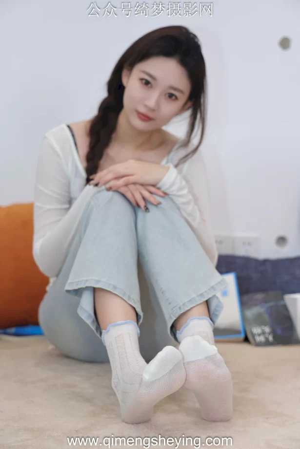 绮梦摄影 2025.12.31 NO.495 鑫钰 珍藏无修无水印版[452P/2V/10.7GB]