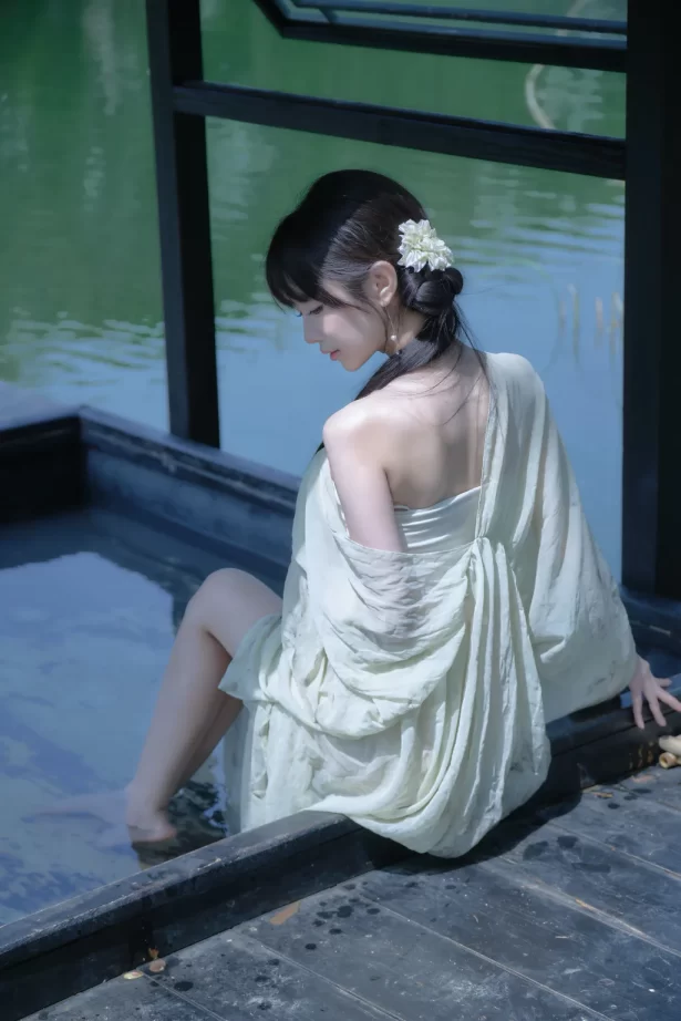 Shika小鹿鹿 NO.121 – 江南水色[65P/3V/1.03GB]