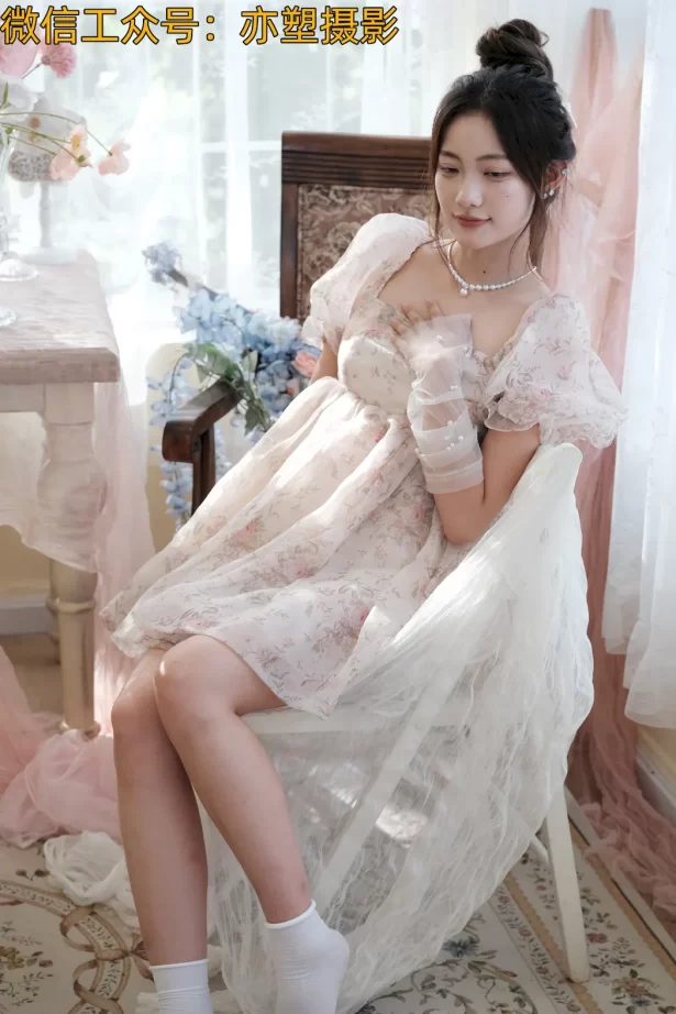 亦塑摄影0004 – 淼淼公主裙[349P/1V/3.10GB]