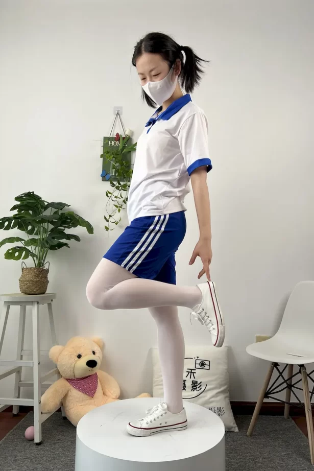 三禾摄影 NO.090 校服 白丝 帆布鞋[366P/1V/1.28GB]